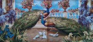 Гобеленовая картина "Павлины и голуби" в двойной багетной раме. Размер картины 110х50 см.